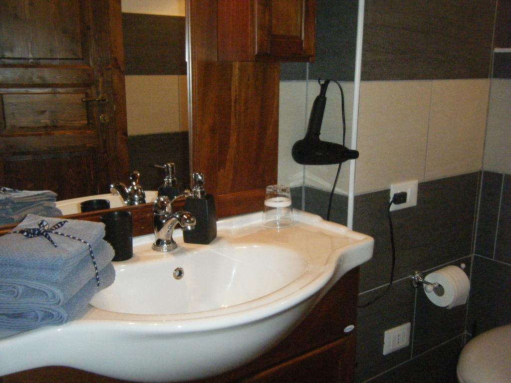 B&B Il Salice Veruno Habitación foto